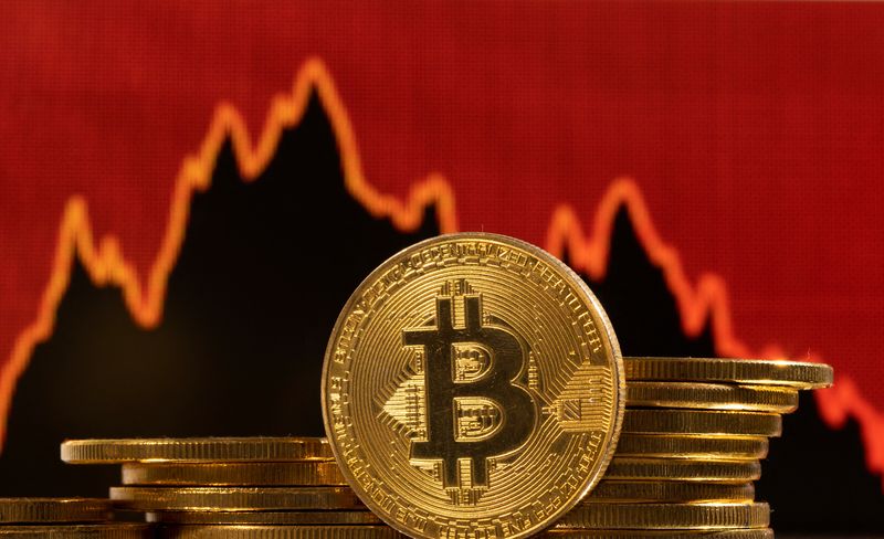 Bitcoin отдал рост после ралли выше $79 тыс.; саммит в Вегасе-2026